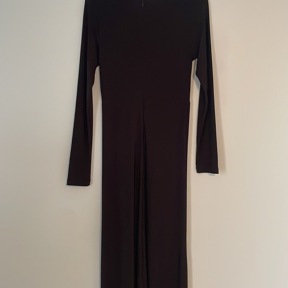 Black dress - Picture 4 of 4